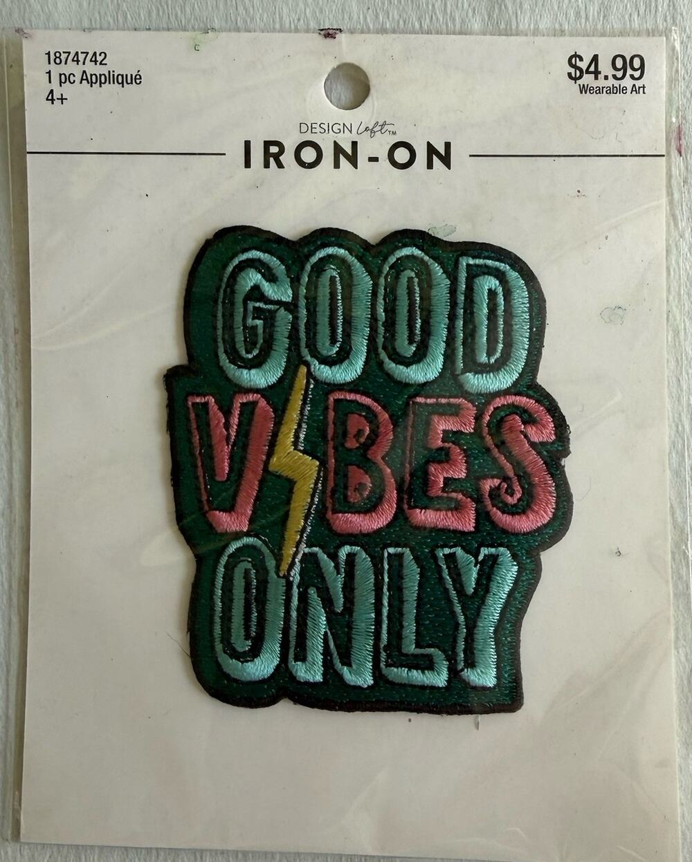 Design loft Good Vibes Only Iron-On Applique Patch. NEW